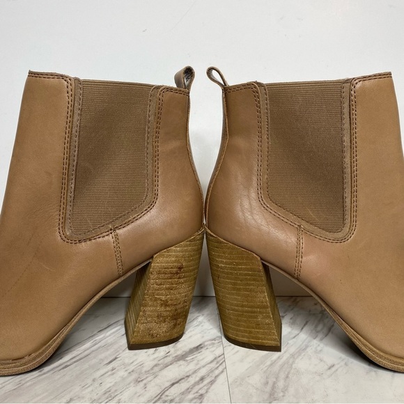 Vince Camuto Ratony Tan Leather Heeled Bootie 10M - Picture 8 of 15